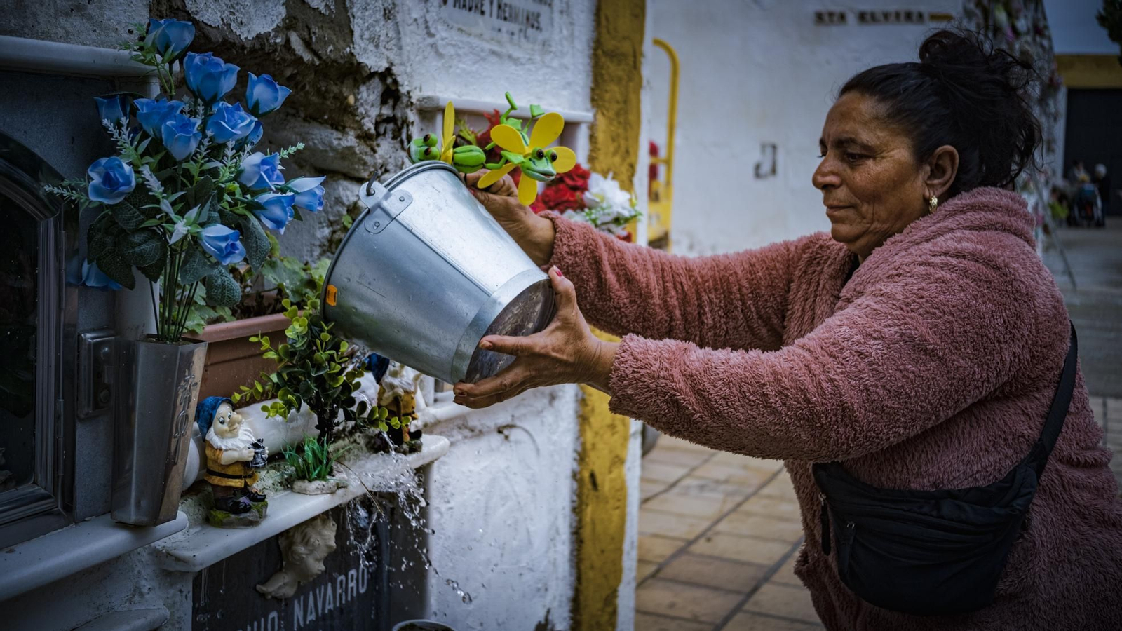 Las imágenes del día de los difuntos en Cádiz: Cementerio de El Puerto de Santa María