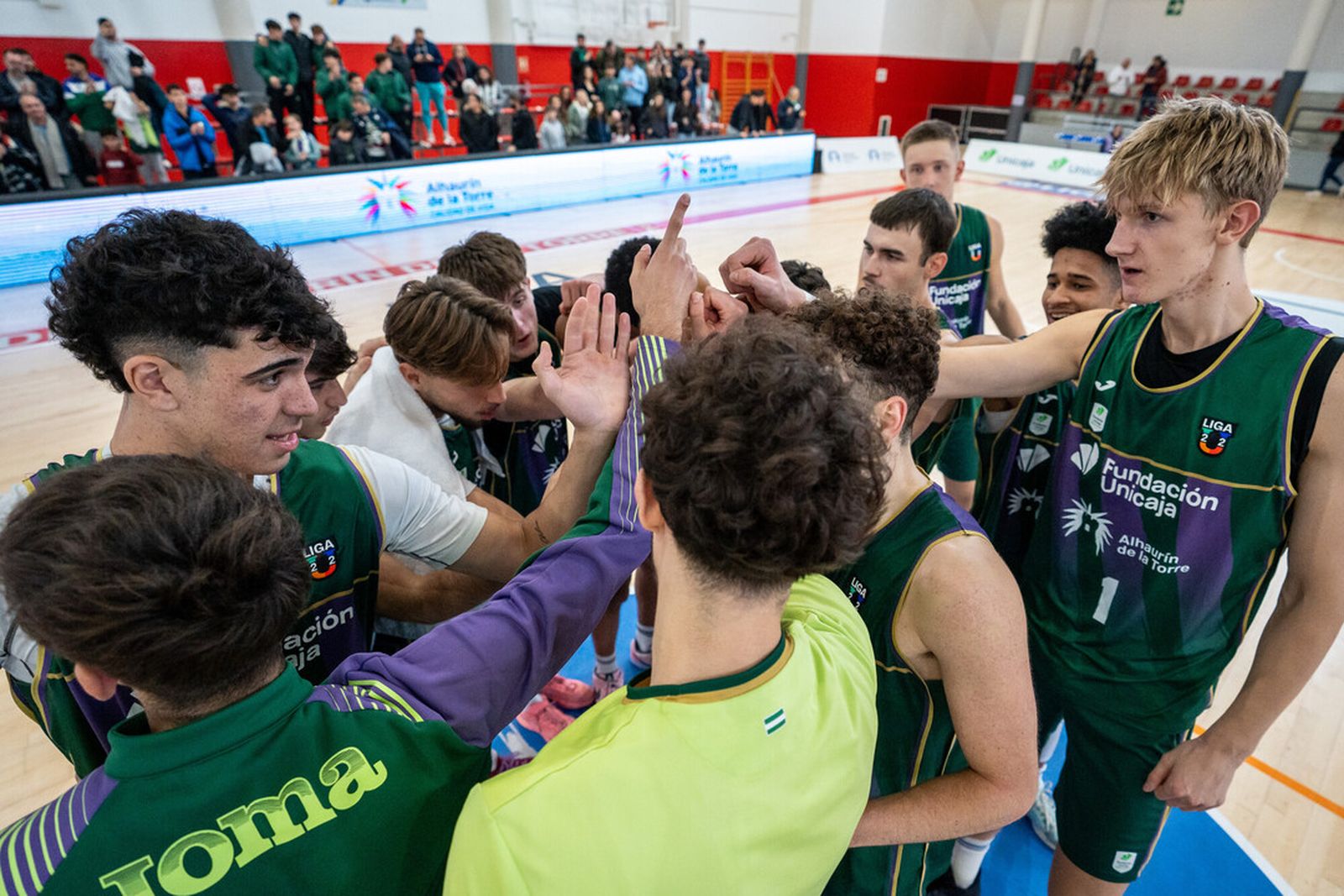 Liga U22: Carácter y remontada del Unicaja ante el BAXI Manresa (88-85)