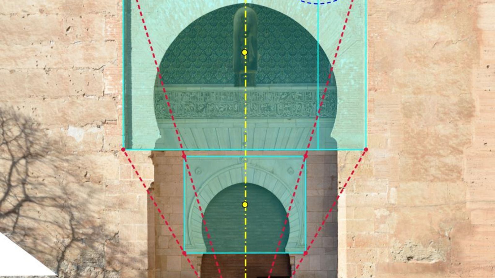 Análisis de la Puerta de la Justicia, en la Alhambra, en los Paseos Matemáticos Al-Ándalus