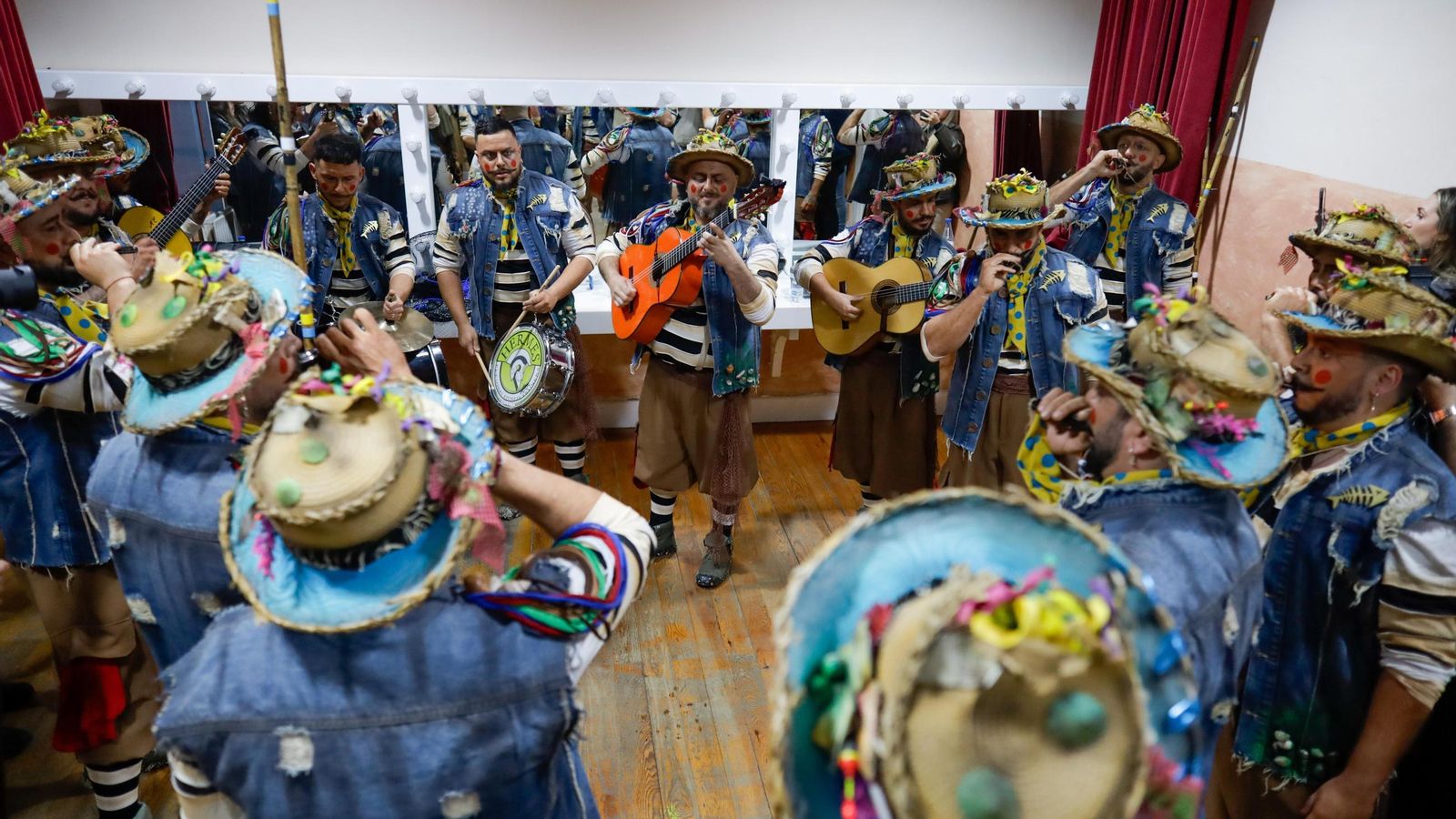 Búscate entre las mejores imágenes de la séptima sesión de cuartos de final del COAC 2025