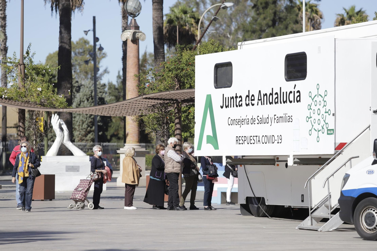 Vacunación con la tercera dosis en Huelva.
