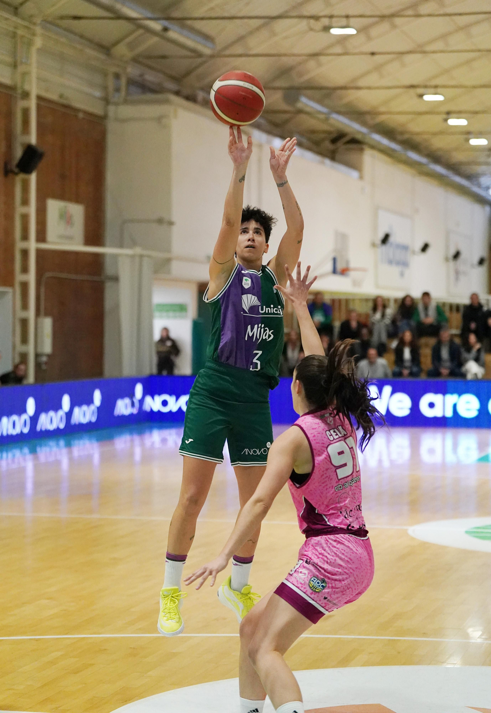 El Unicaja Mijas consigue una gran victoria ante el Al-Qazeres (92-80)
