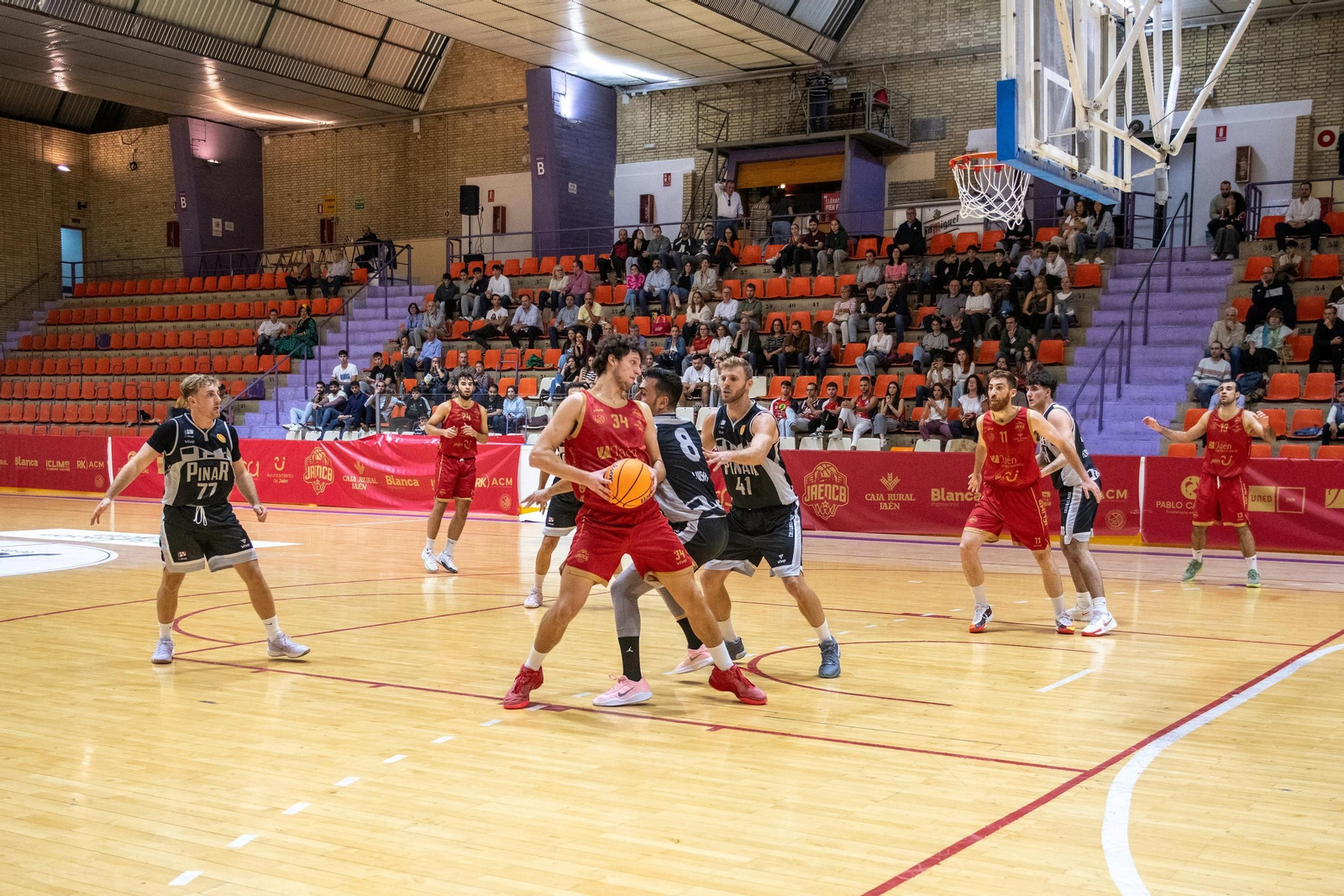 El conjunto rojillo ya conoce su calendario de competiciones FEB.