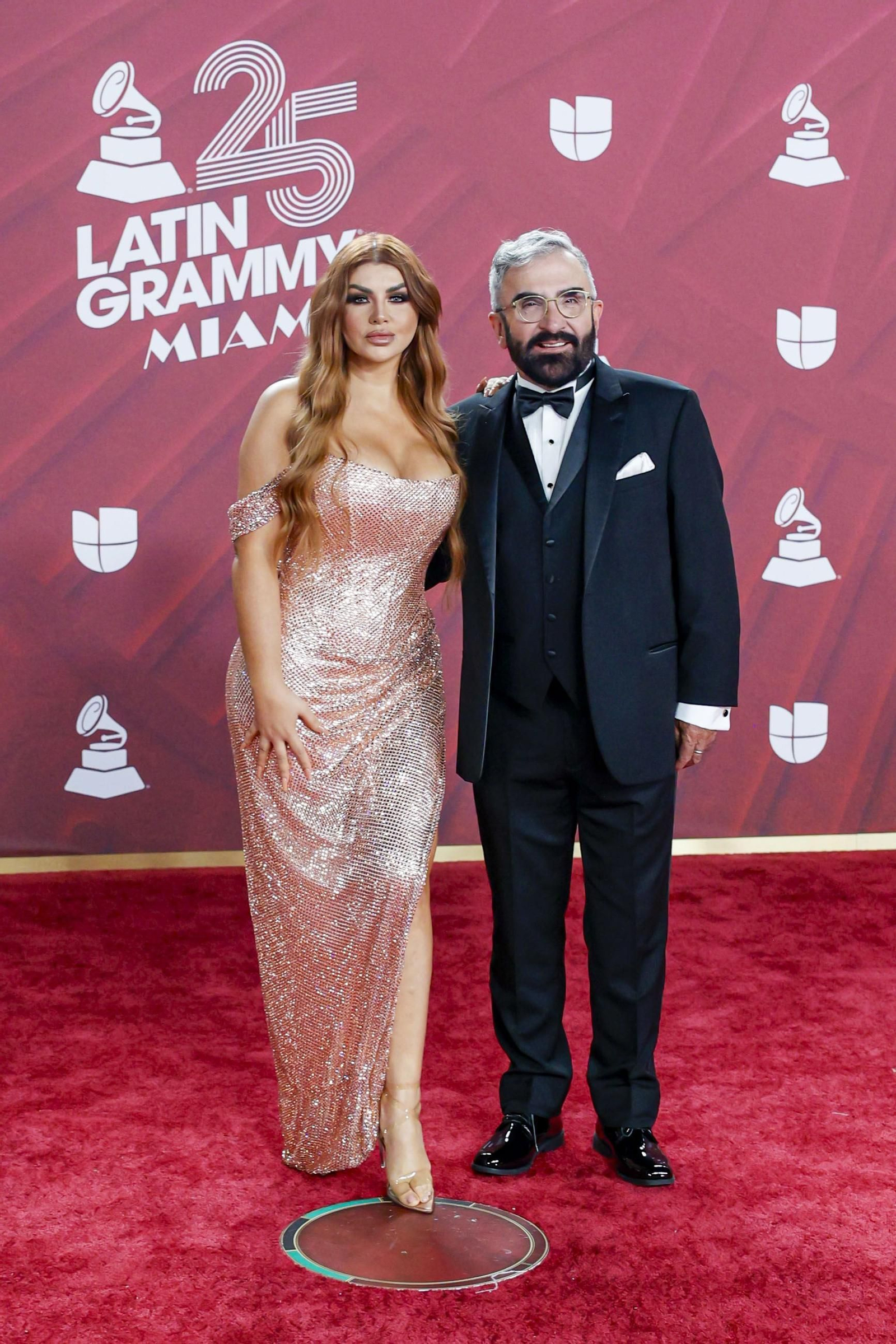Todos los famosos, tendencias y curiosidades en la alfombra roja de la 25 edición de los Grammy Latinos