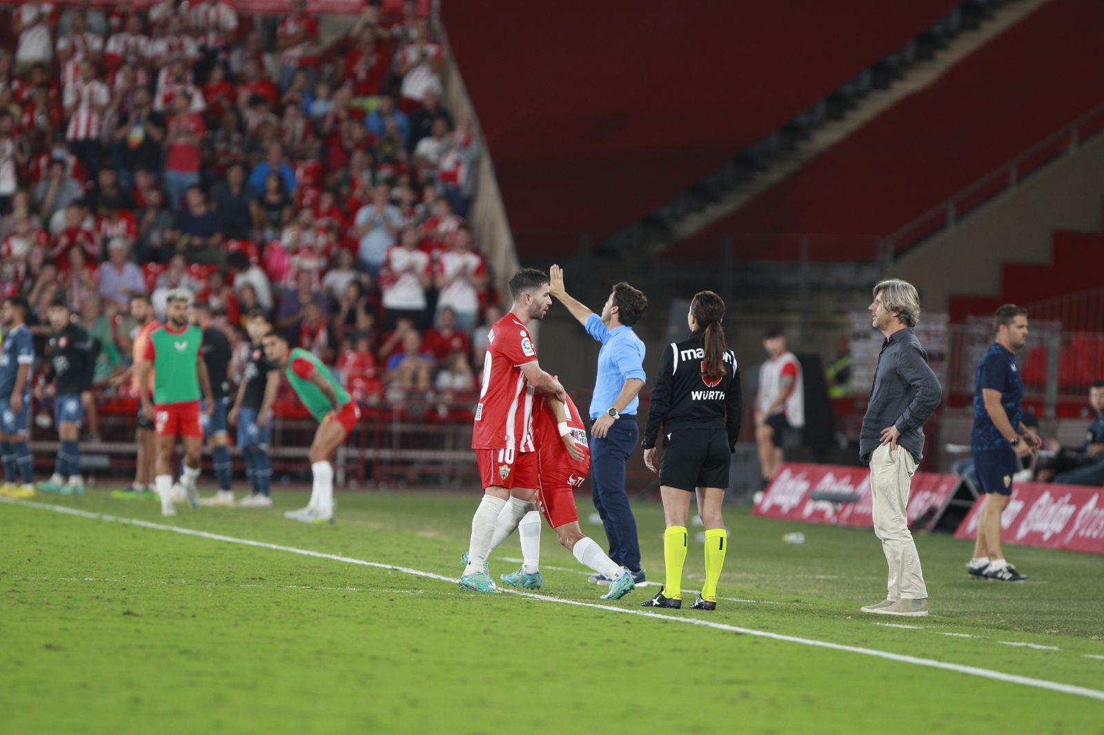 Imágenes del partido de fútbol U.D. Almería-Girona F.C.
