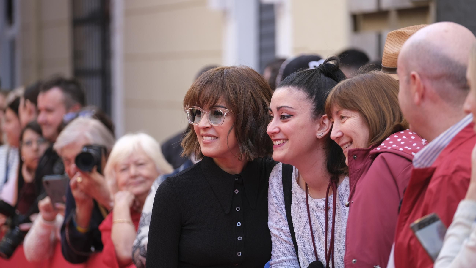 Verónica Sánchez, una estrella de FICAL en el Paseo de la Fama de Almería, en imágenes