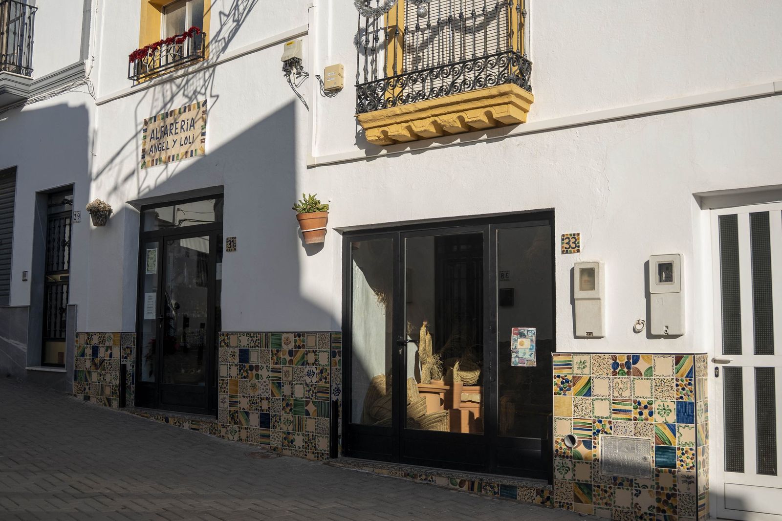 Viaje al centro del corazón alfarero de Níjar, en imágenes