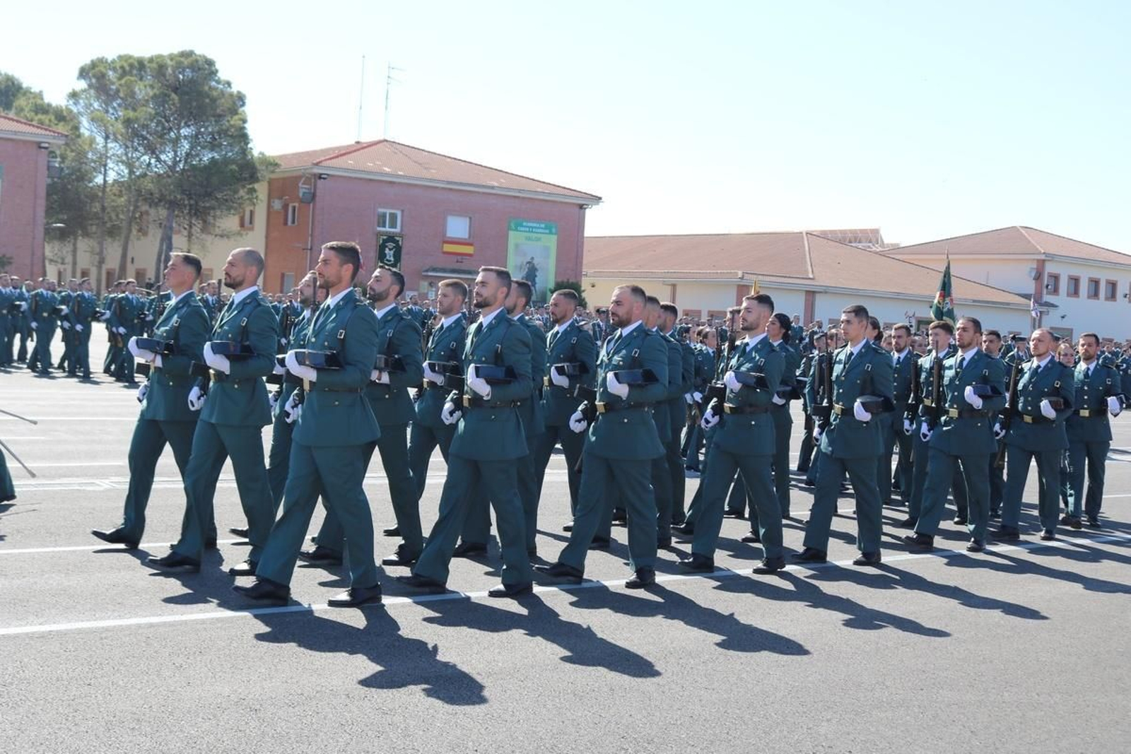 En imágenes: así ha sido la jura de bandera de la Guardia Civil presidida por el rey Felipe VI