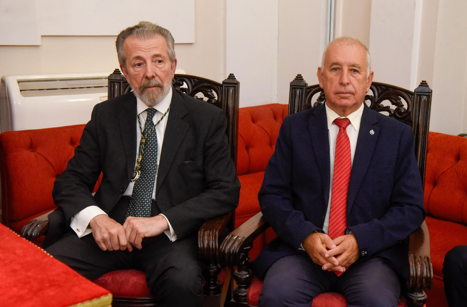 La Academia de Medicina de Sevilla recepciona a tres nuevos académicos correspondientes