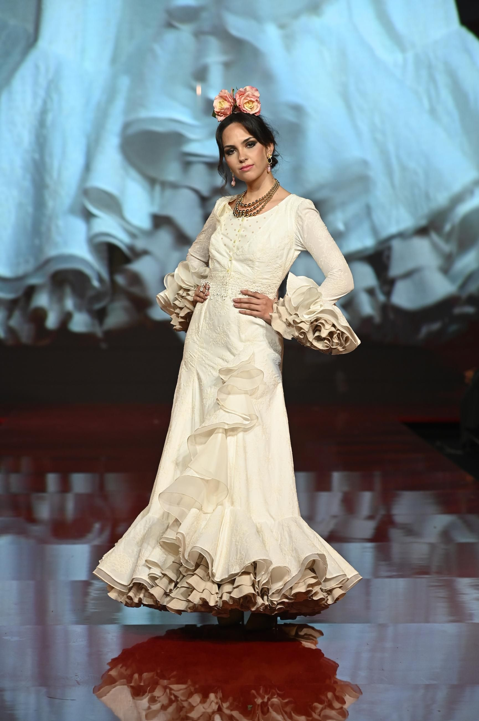 Huelva Flamenca 2025: Desfile de Raquel Muñoz