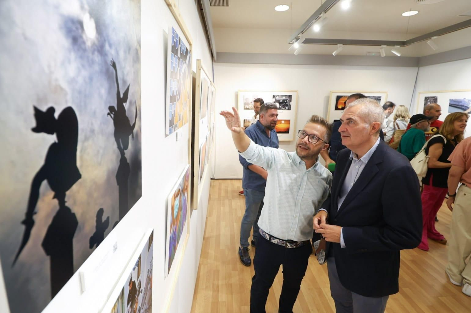 Exposición de Josué Correa.