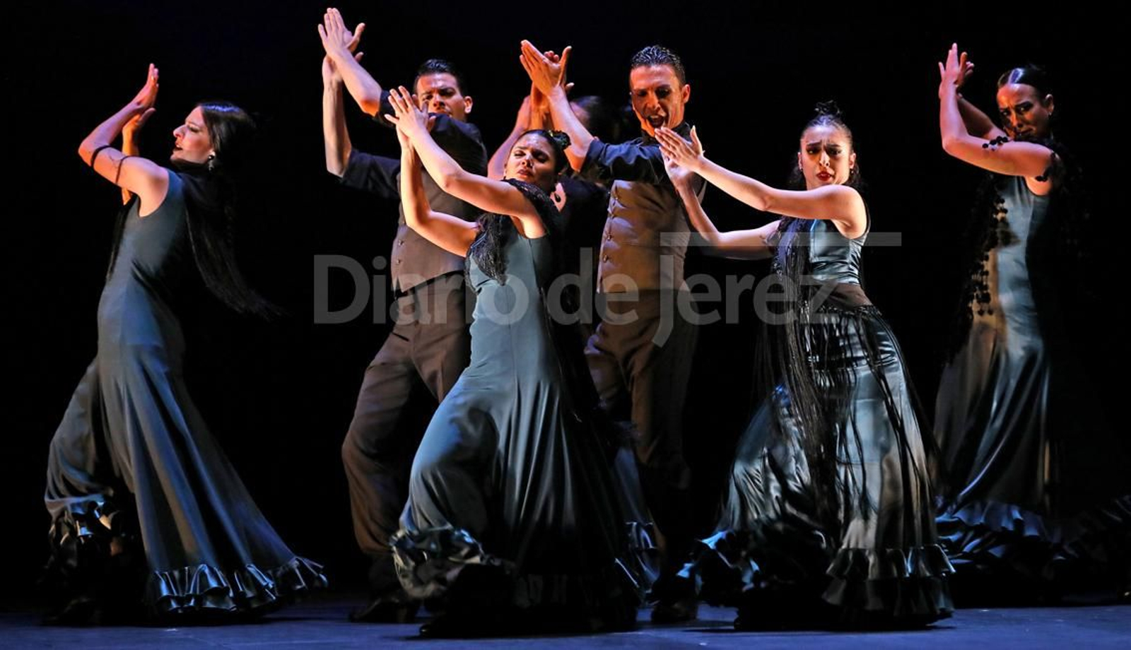 Imágenes del espectáculo 'Naturalmente Flamenco'  del Ballet Flamenco de Andalucía