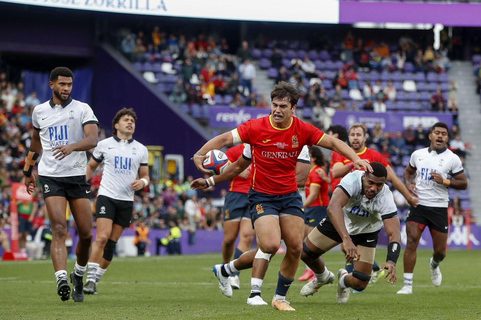 Rugby: Alberto Carmona participa en la esperanzadora derrota de España ante Fiji