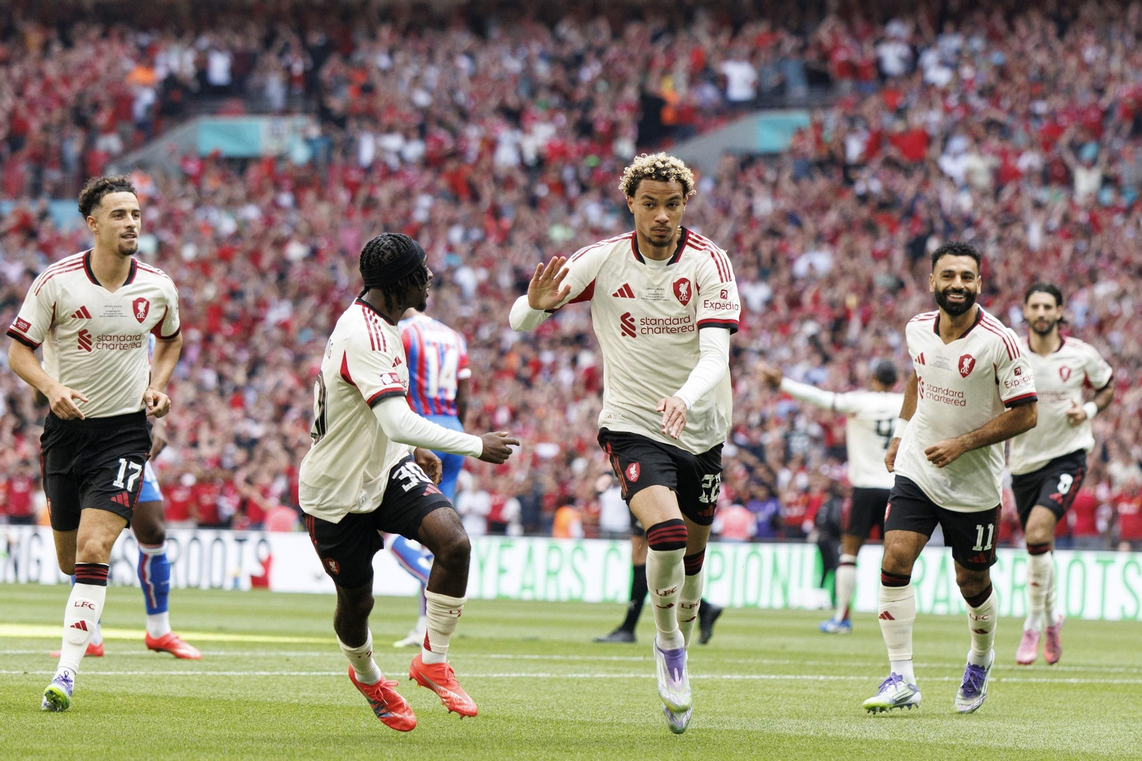 El título del Crystal Palace sobre el Liverpool, en imágenes (2-1)