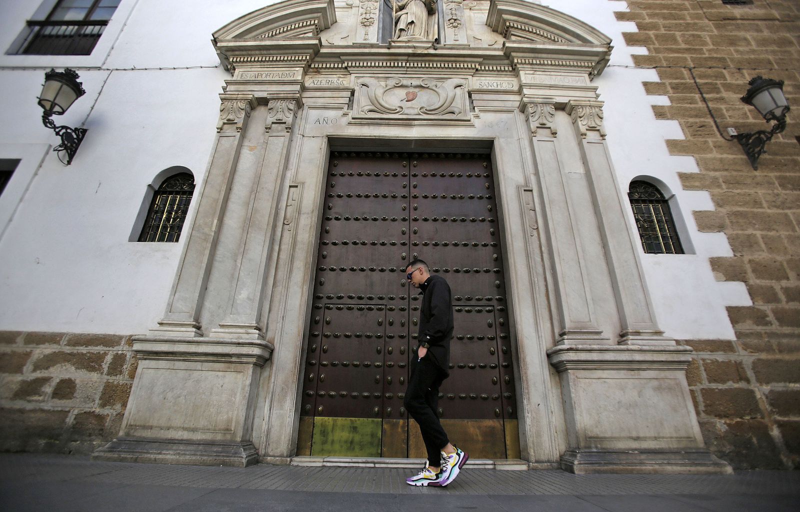 Imágenes del estado de alarma en cadiz - día 2