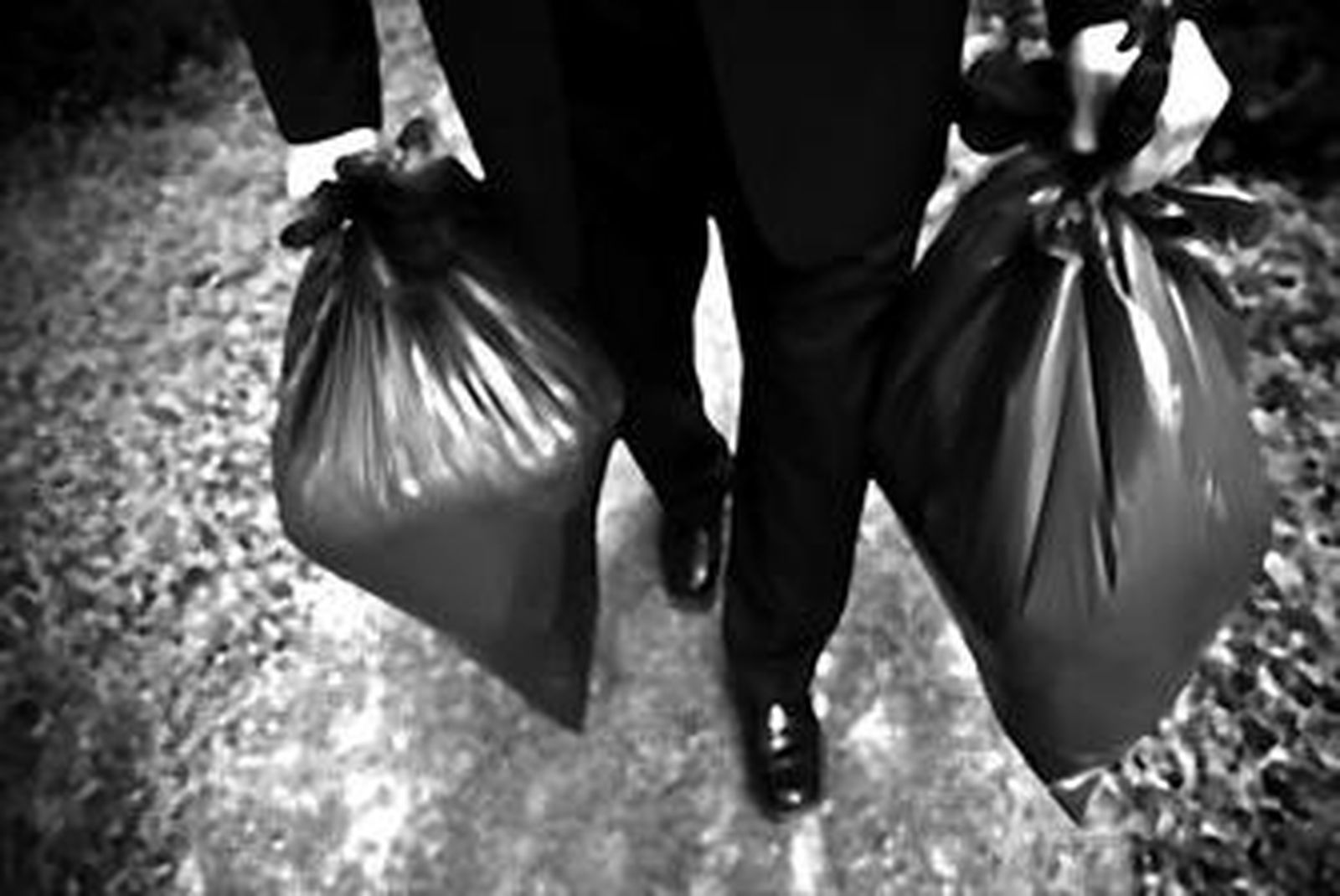 En ocho bolsas de basura estaba descuartizado el cadáver de un inglés en su finca de Roquetas.