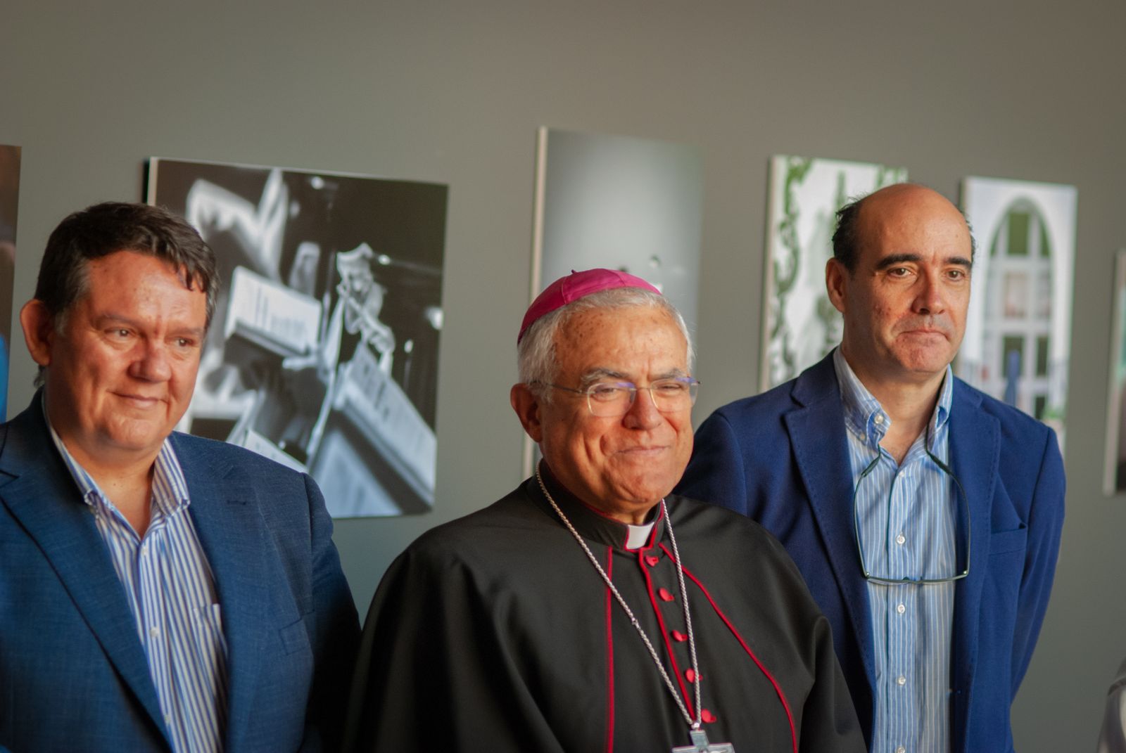 La exposición 'Ventanas al cielo. Dentro de la clausura' de Córdoba, en imágenes