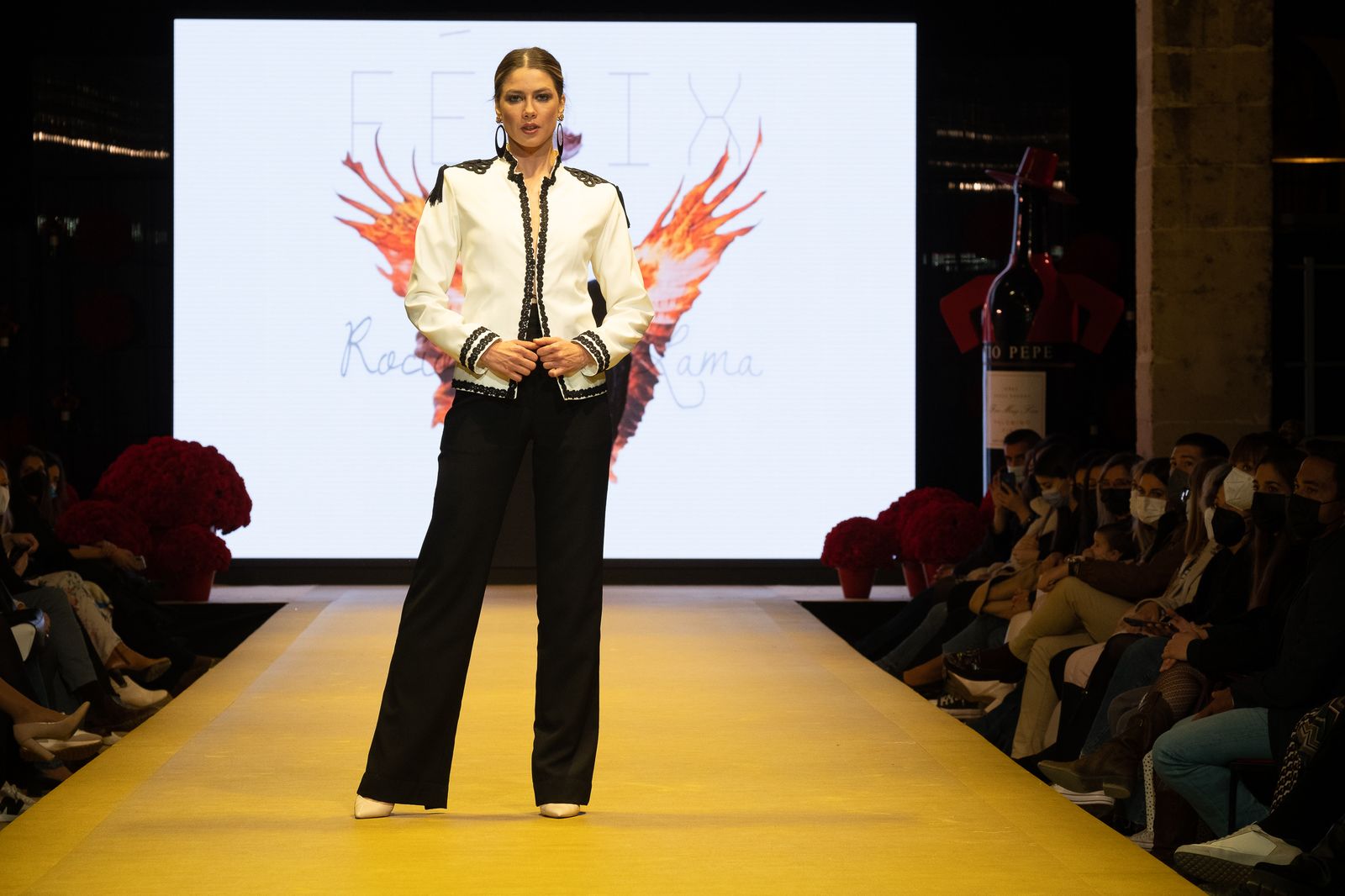 El desfile de Rocío Lama en la Pasarela Flamenca de Jerez, todas las fotos
