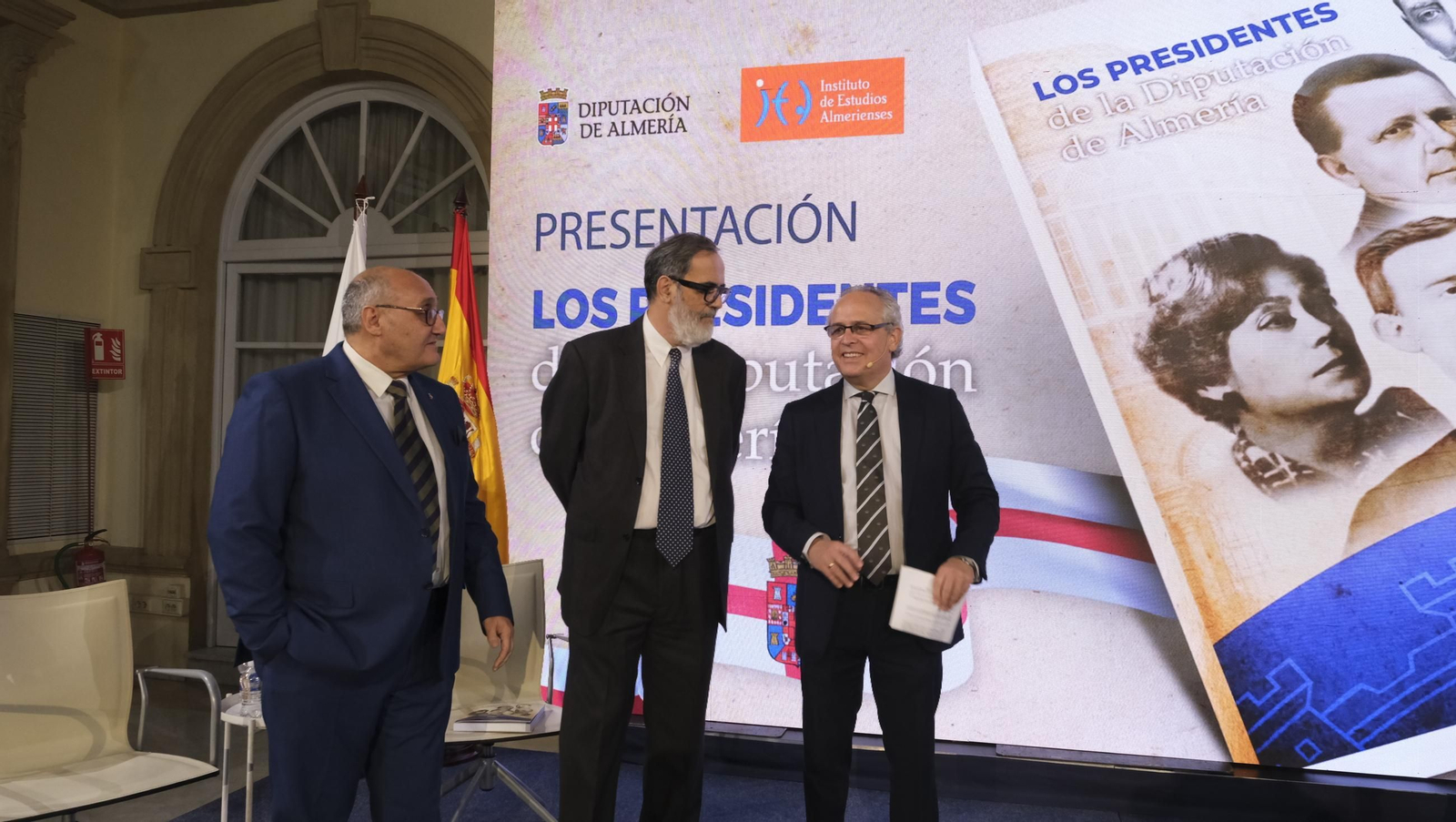 La presentación del libro 'Los Presidentes de la Diputación de Almería', en fotos