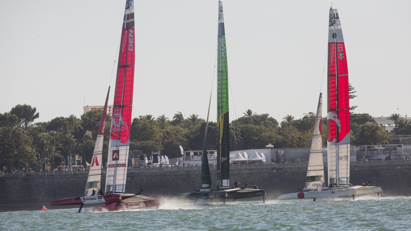 Las imágenes de la primera jornada de la SailGP en Cádiz
