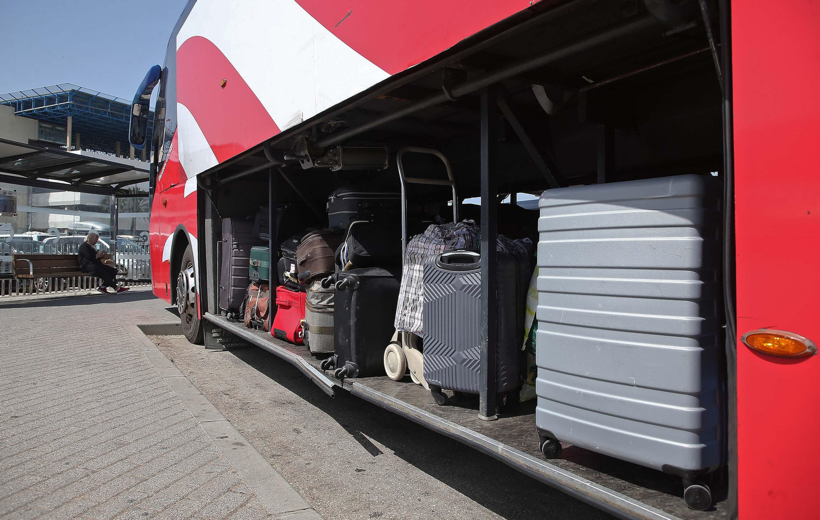 Fotos del domingo en la Operación Paso del Estrecho en Algeciras