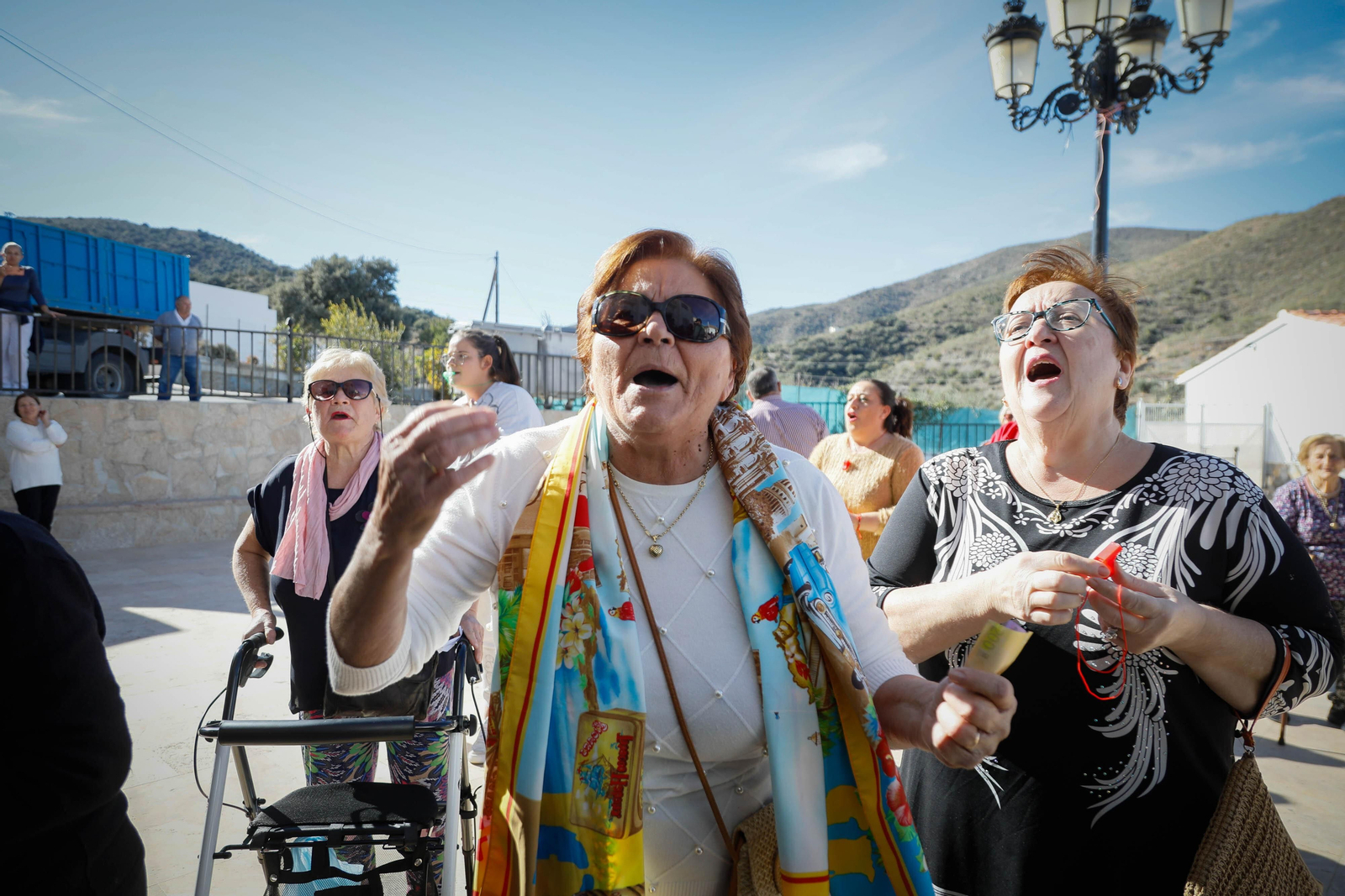 Imágenes de la moción de censura en Chercos