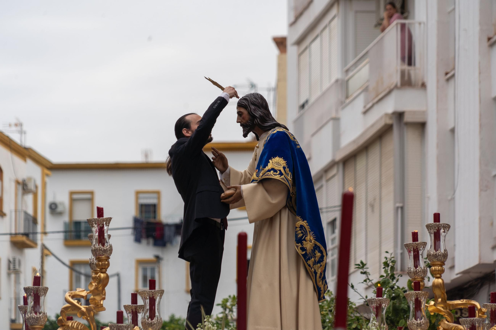Imágenes del traslado del Cristo del Amor a la Concepción