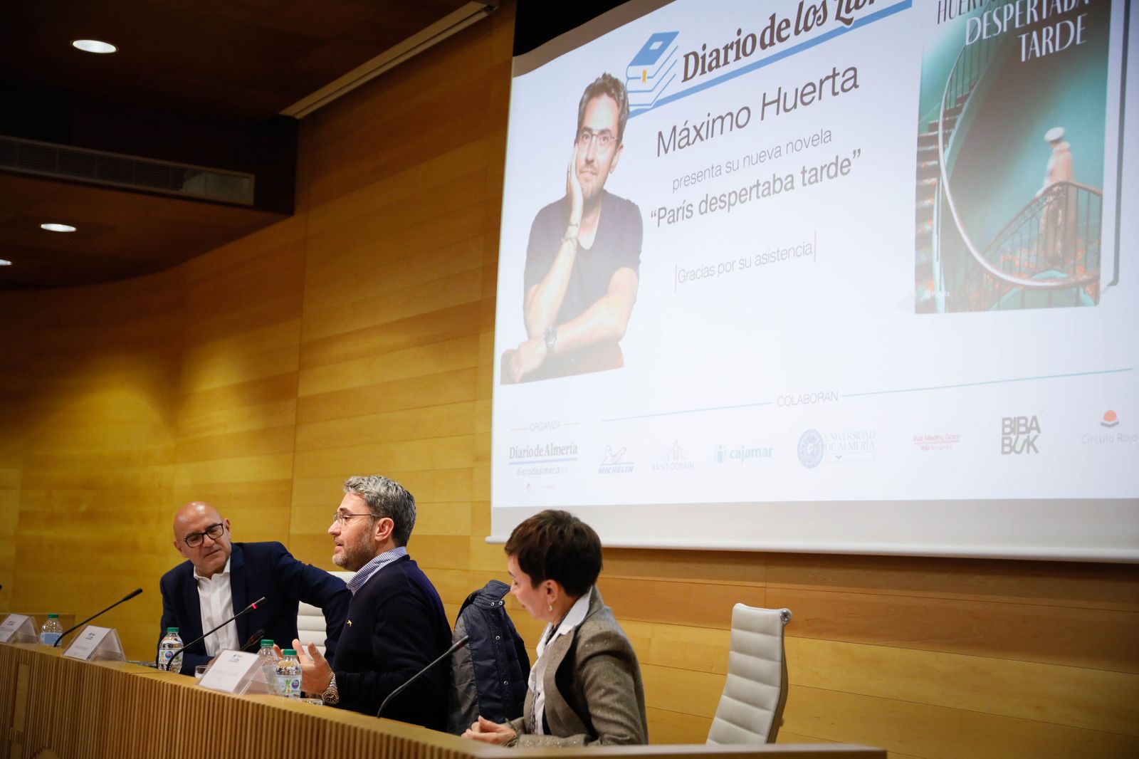 ¿Has estado en la presentación del libro de Máximo Huerta? Entra en la galería y buscate