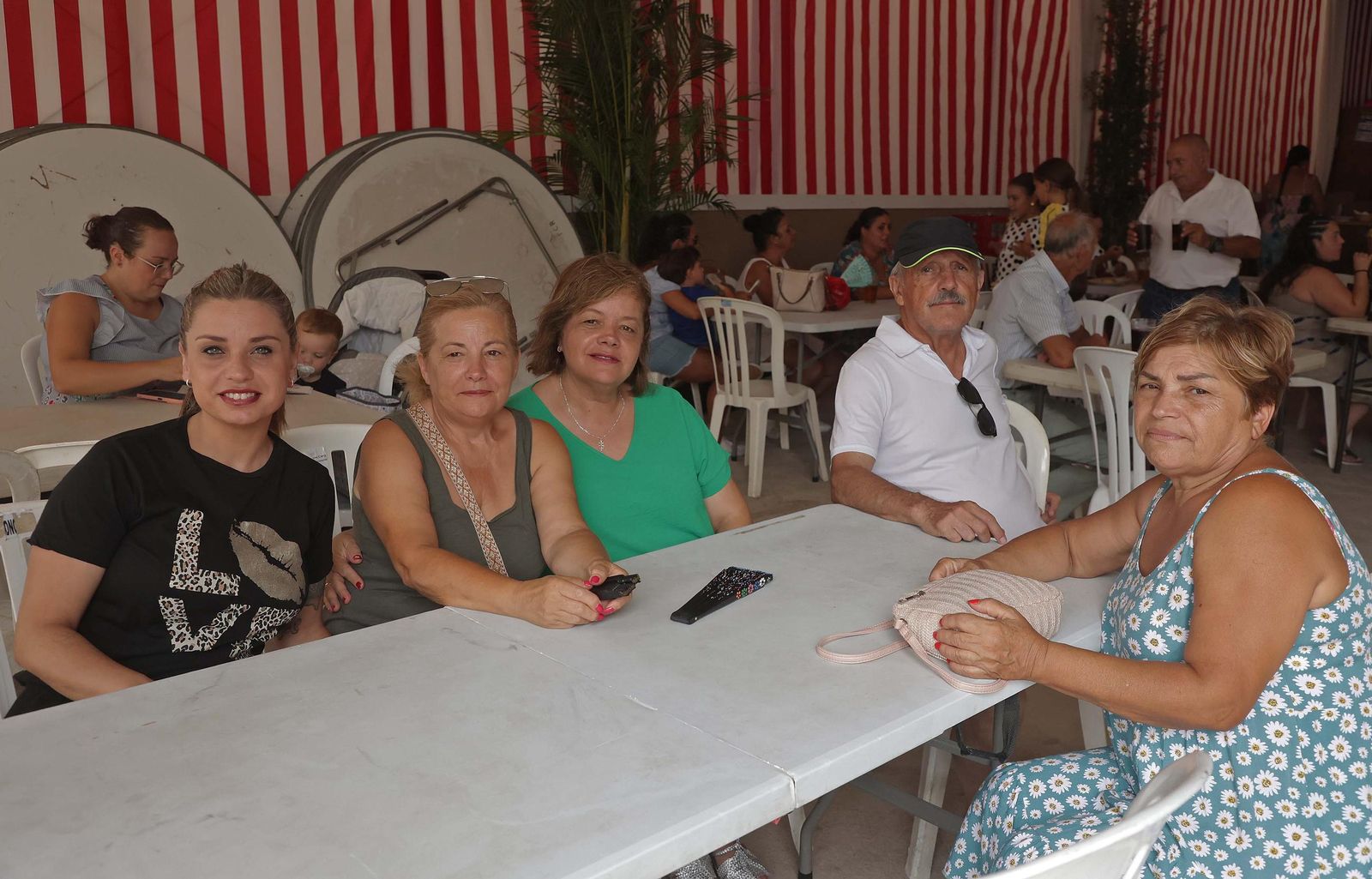 Fotos del Domingo Rociero en la Feria Real de San Roque