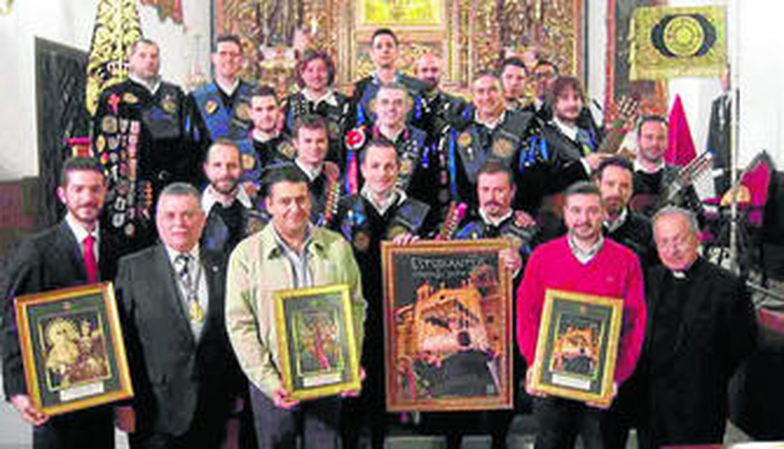 Daniel Pérez, José Luis Cantón, José Luis Molina, José Alfredo Felices, Juan Torrecillas y la tuna de la Universidad.
