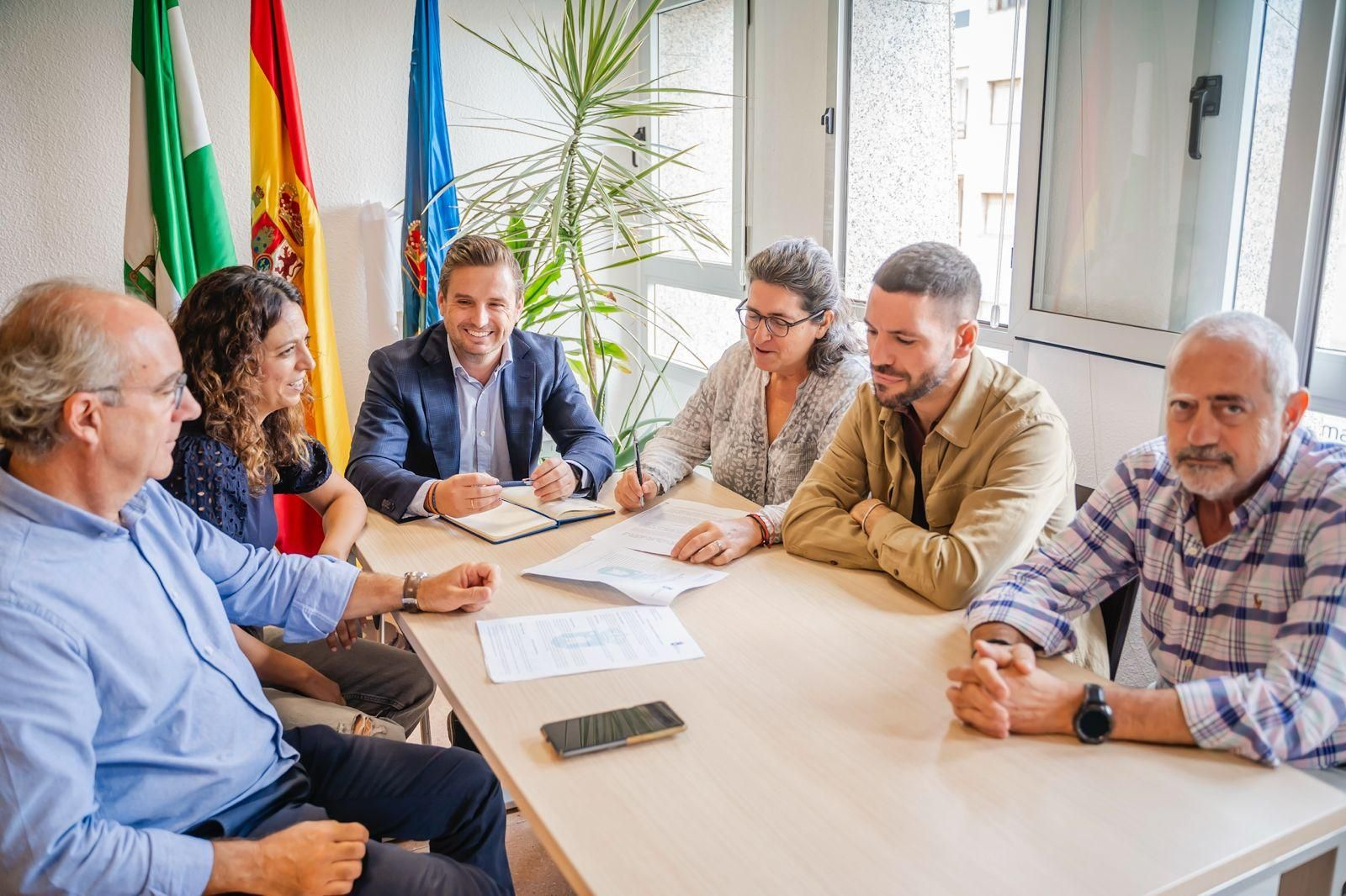 José Luis Llamas, concejal de Urbanismo de Roquetas de Mar, desgrana la nueva ordenanza.