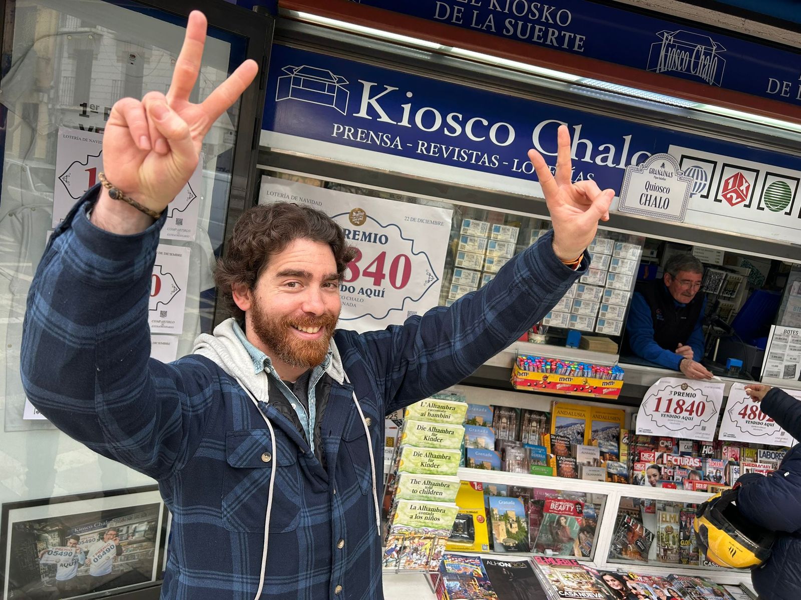 El kiosco Chalo de Plaza Nueva ha vendido décimos del segundo premio.