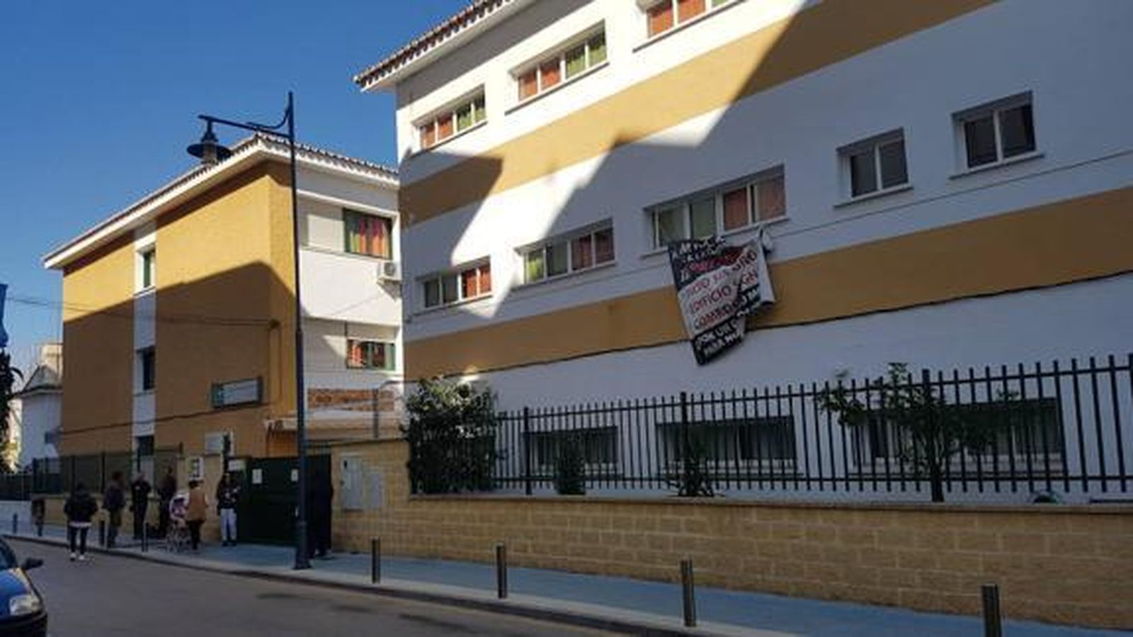 Imagen de archivo del CEIP Custodio Puga de Torre del Mar.