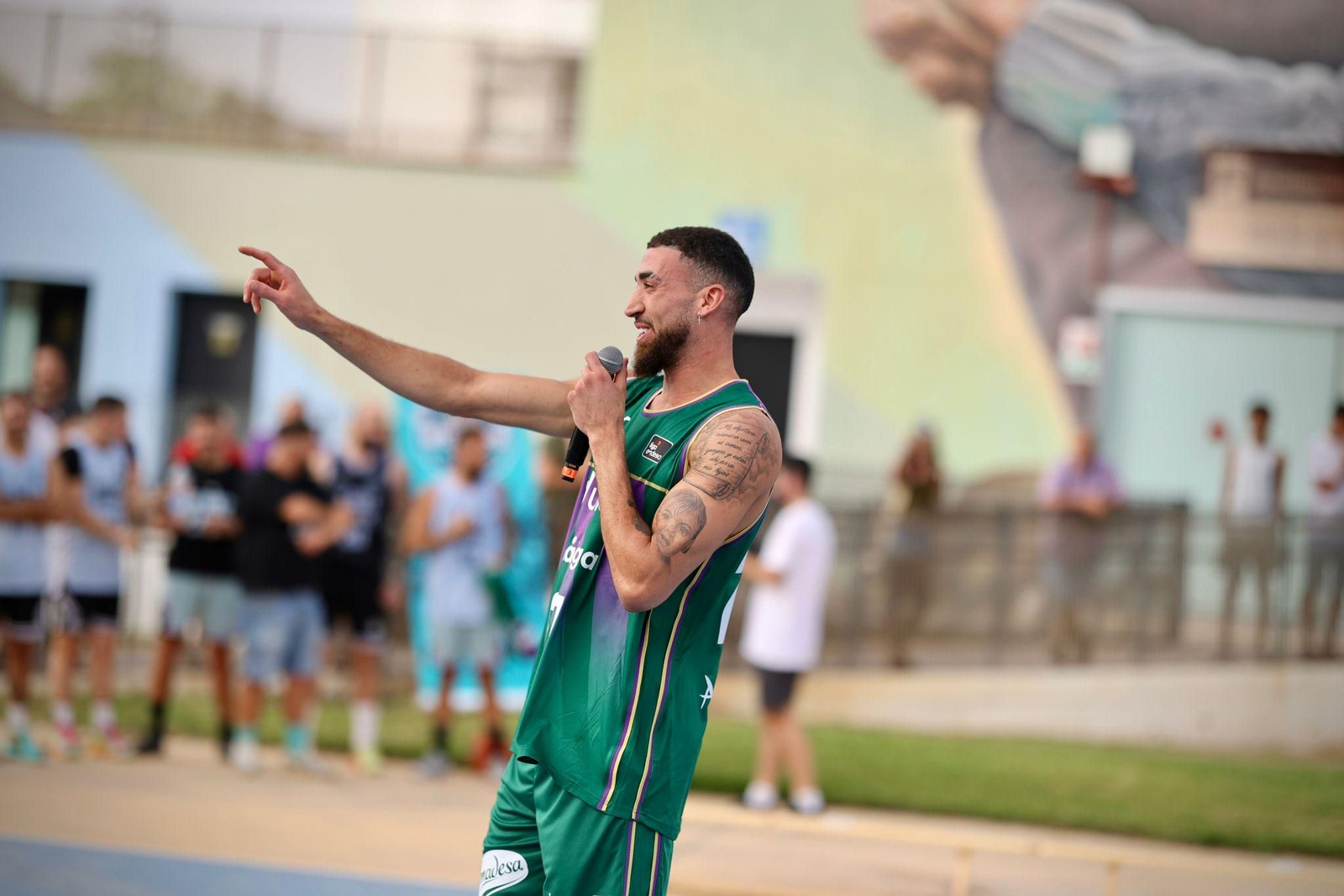Las fotos de la espectacular presentación de Chris Duarte con el Unicaja en el Parque del Oeste