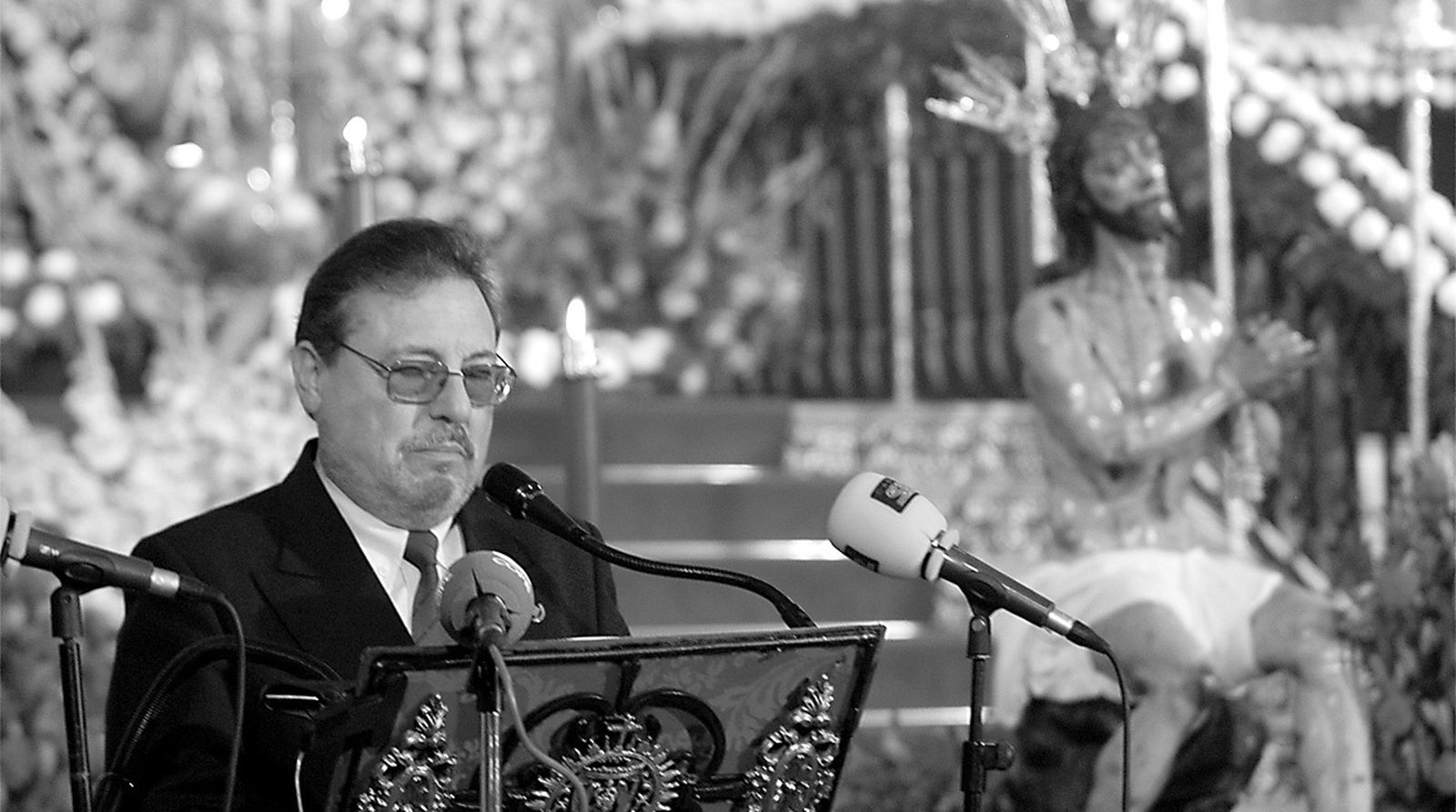 José Luis Gálvez, durante la Exaltación de la Saeta de 2005.