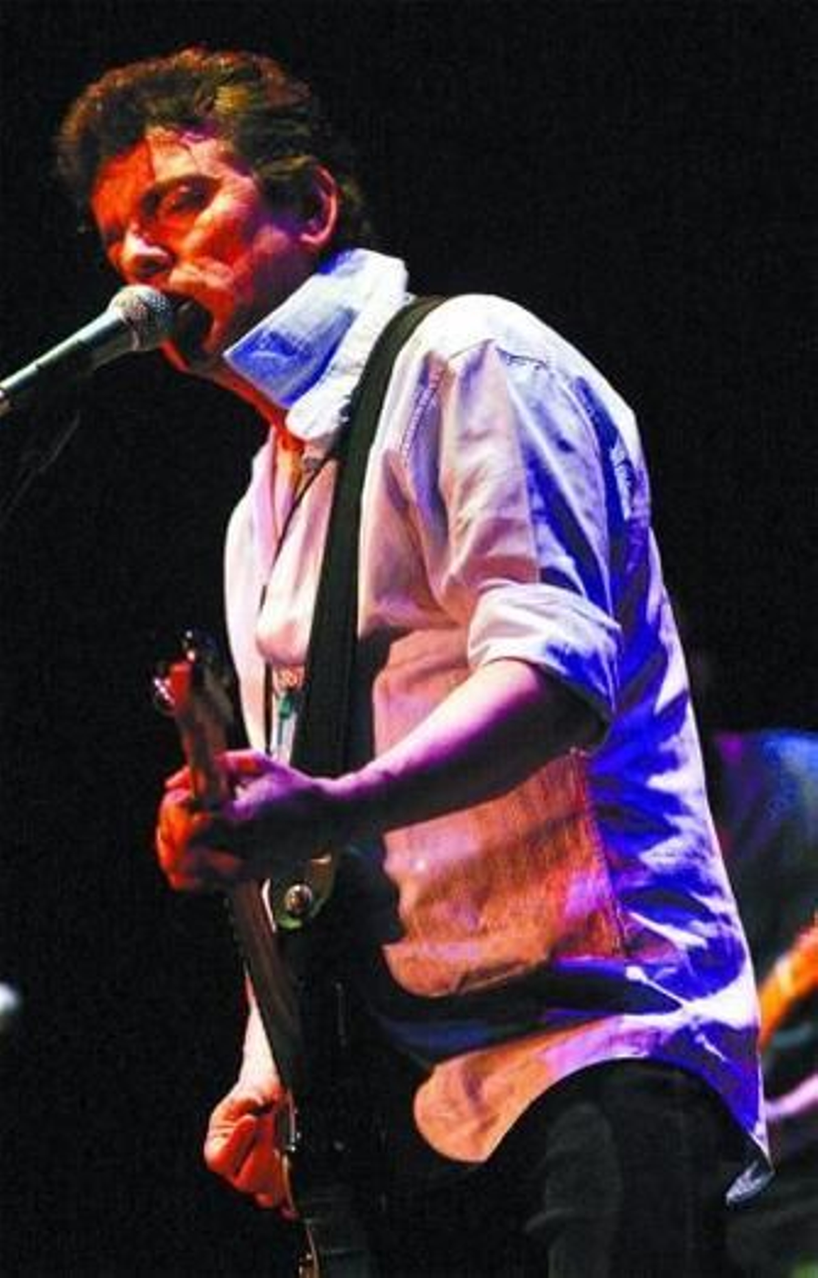 Jaime Urrutia, el ex líder de Gabinete Caligari, en concierto.