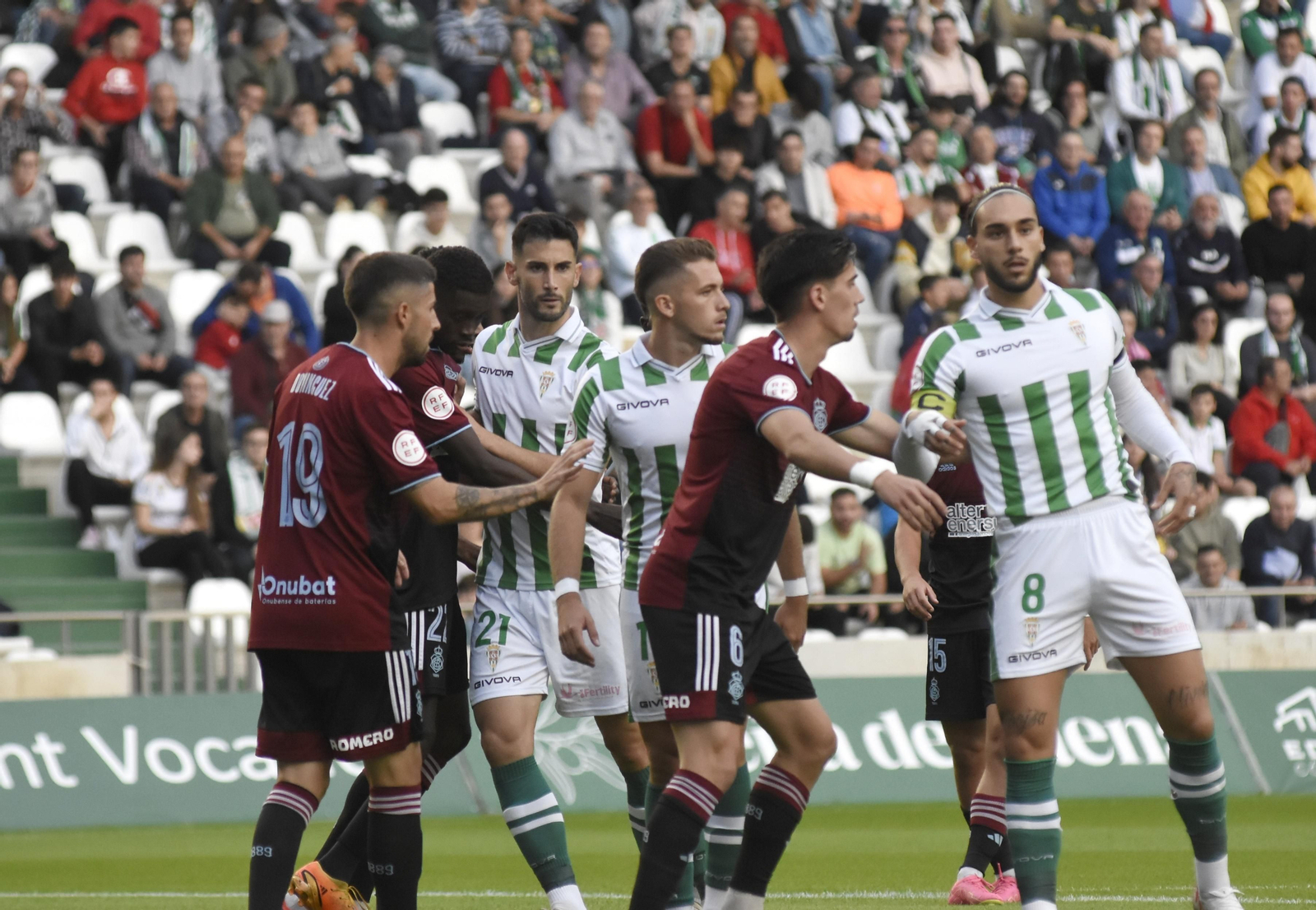 Córdoba CF - Recreativo: Las mejores fotos del ambiente en El Arcángel