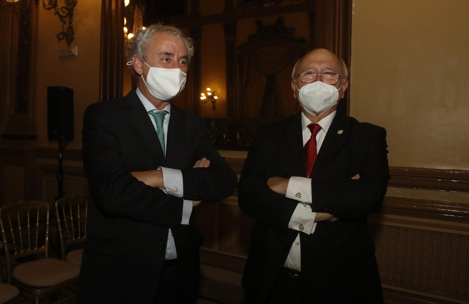 La toma de posesión de Carmen Arias como presidenta del Colegio de Médicos, en fotografías.