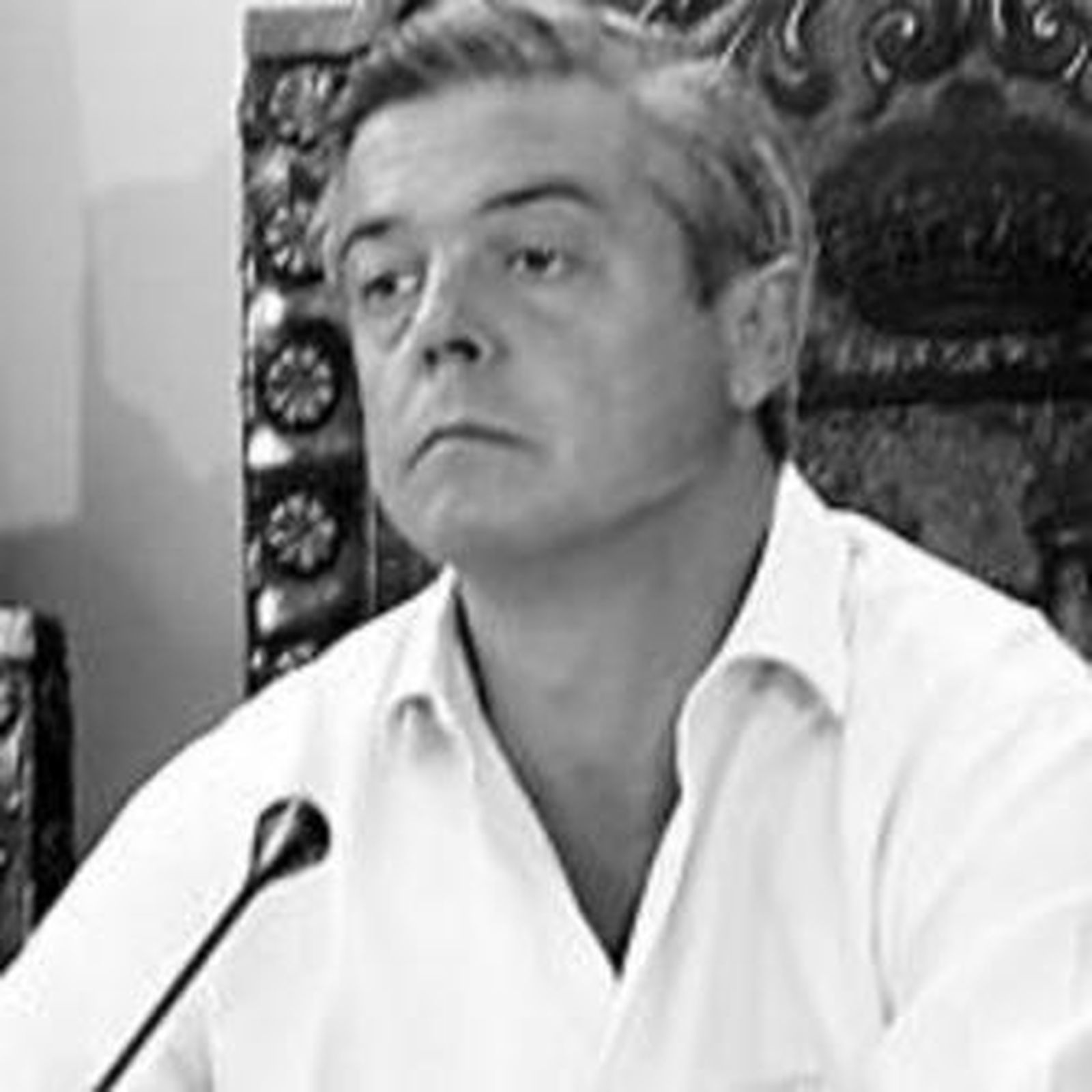 Juárez reconoce que hay pagos pendientes por la piscina cubierta