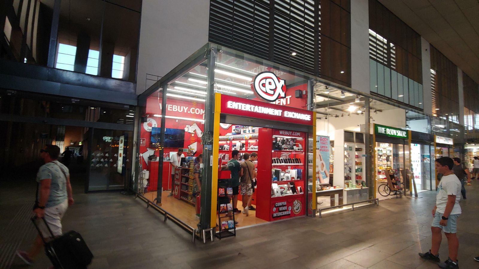 La nueva tienda de CeX en la estación de Santa Justa.