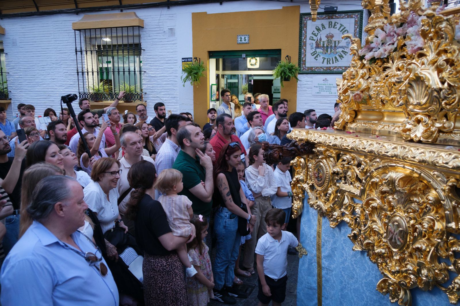 Las imágenes de la procesión de María Auxiliadora de Triana