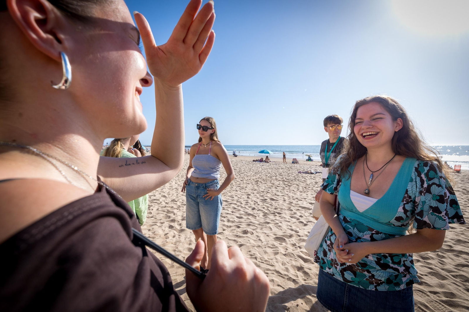 Imagenes de la convivencia de Erasmus en la playa de Santa María del Mar
