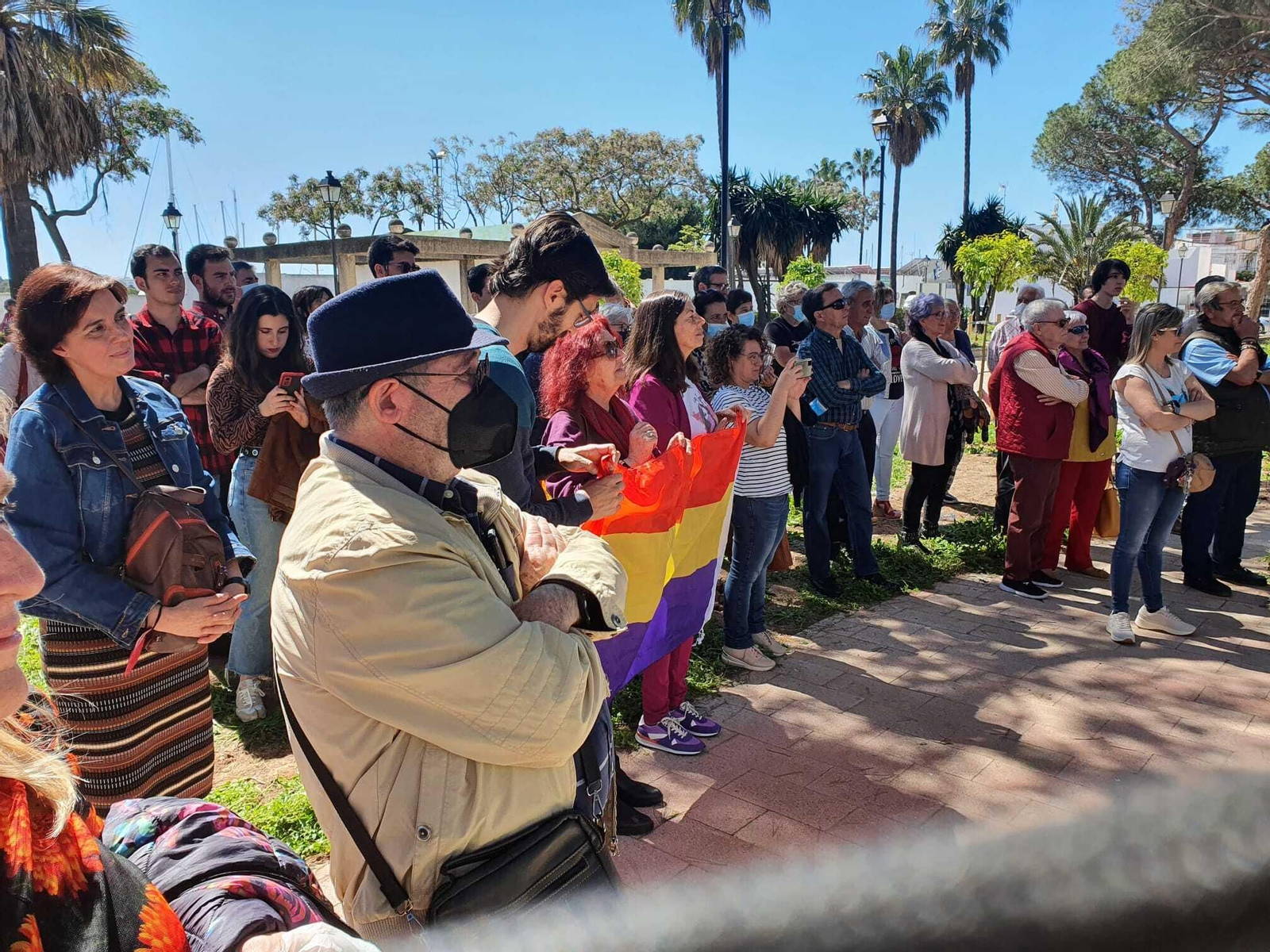 El acto celebrado en la Plaza de la Barriada de la Playa. El acto celebrado en la Plaza de la Barriada de la Playa.