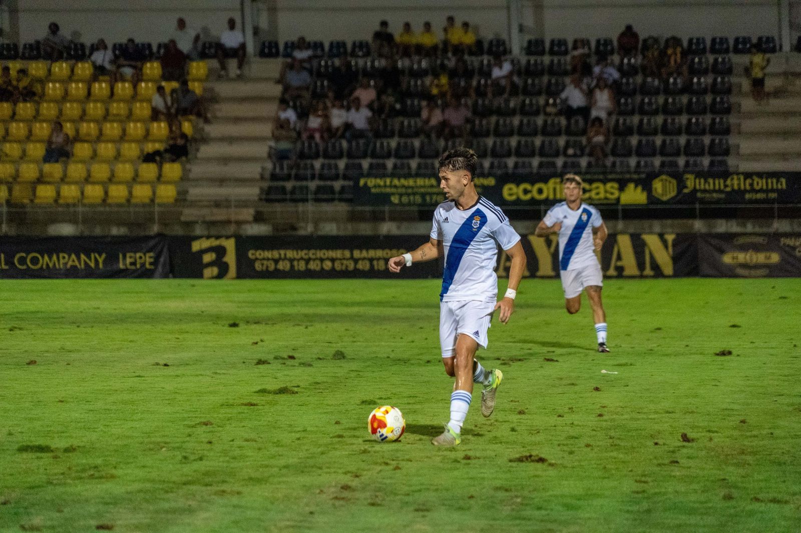 Imágenes del partido AD Merida - Recreativo de Huelva del Trofeo de la Bella