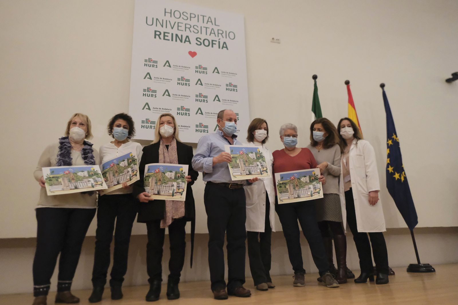 El homenaje del Hospital Reina Sofía a los jubilados de 2022, en imágenes