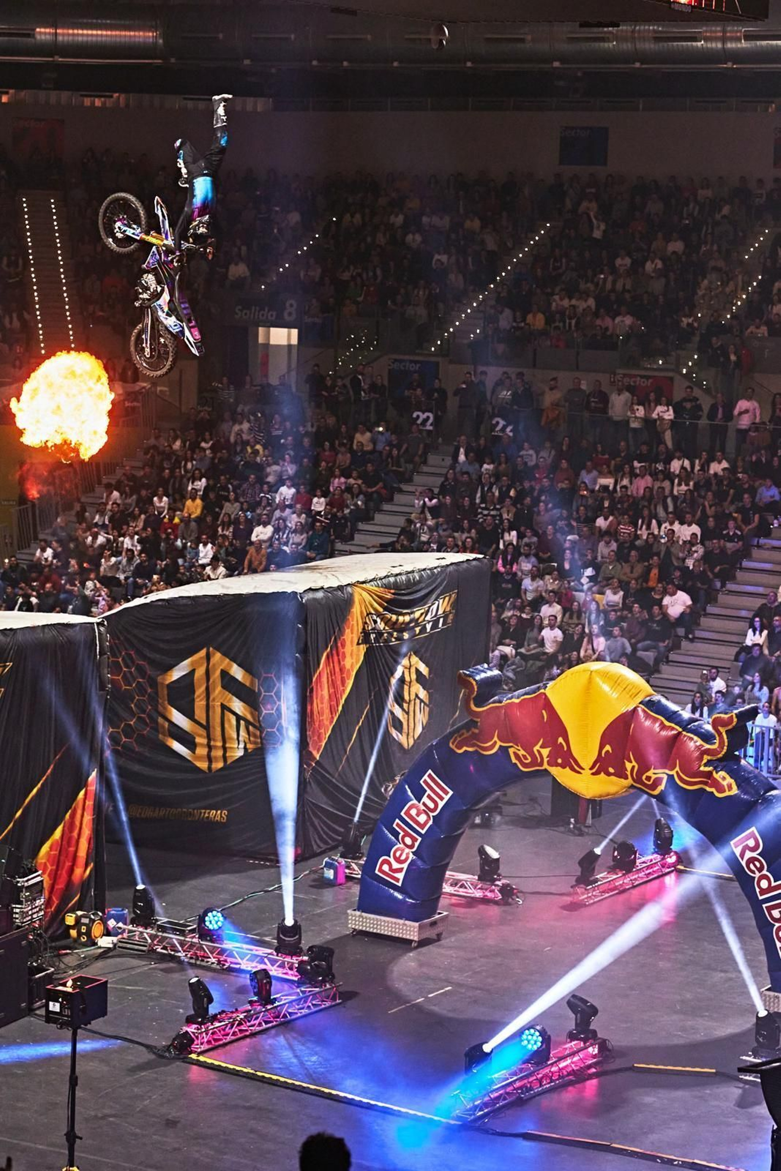 Salto de Maikel Melero.