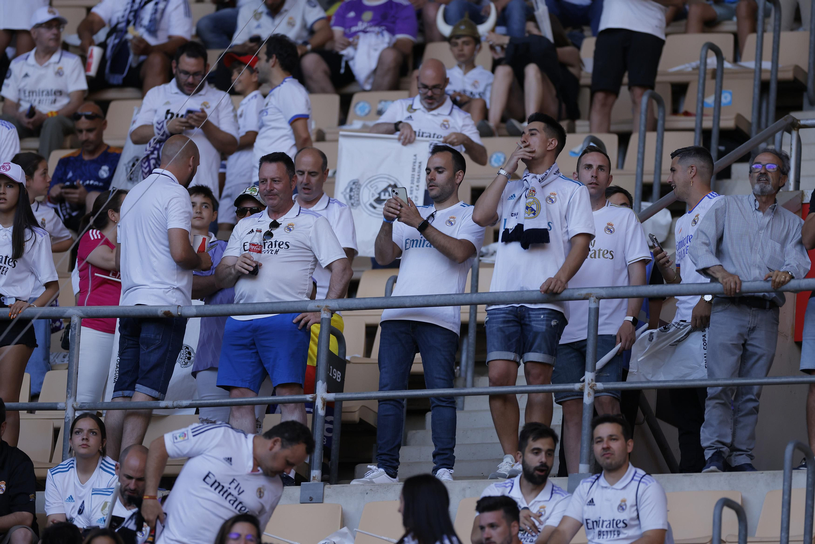 Búscate en las fotos de la final de la Copa del Rey entre el Madrid y el Osasuna