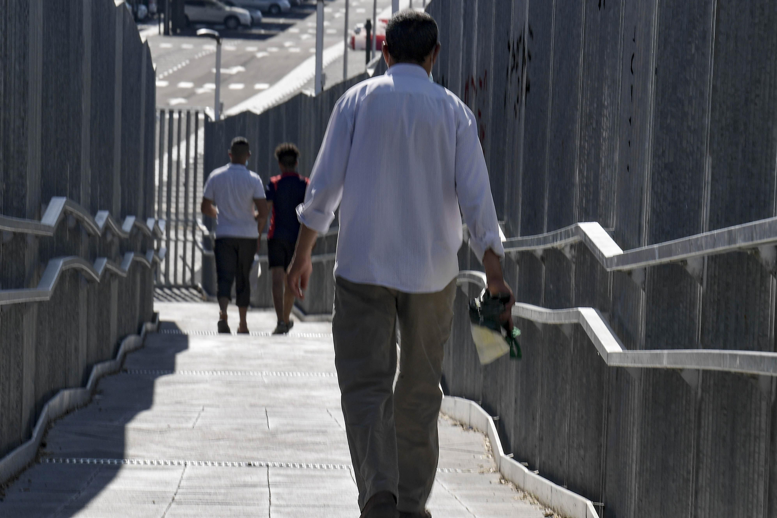 El coronavirus sigue su escalada en Granada: dos brotes y 14 casos nuevos en las últimas horas