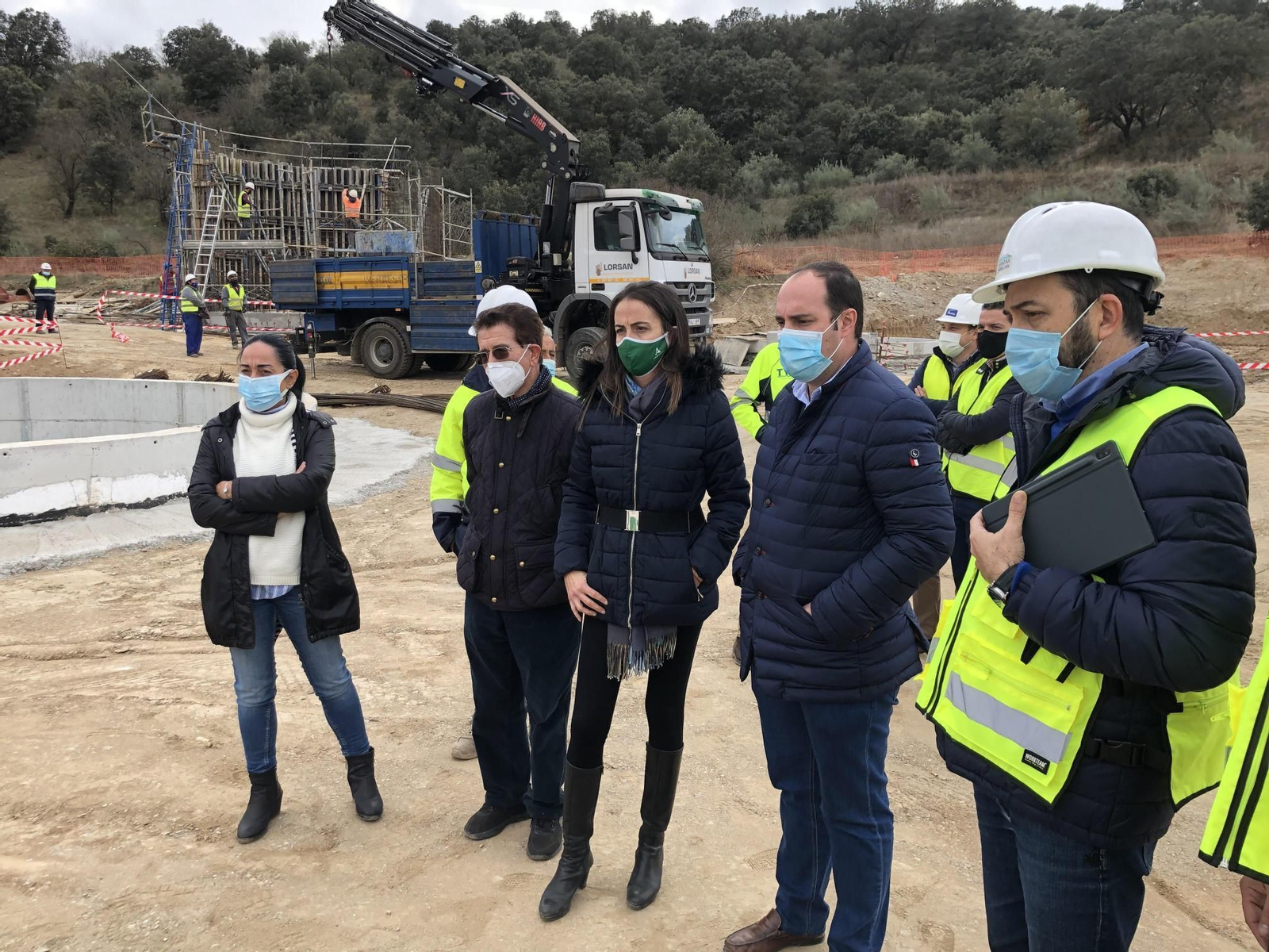 Visita a estas obras.