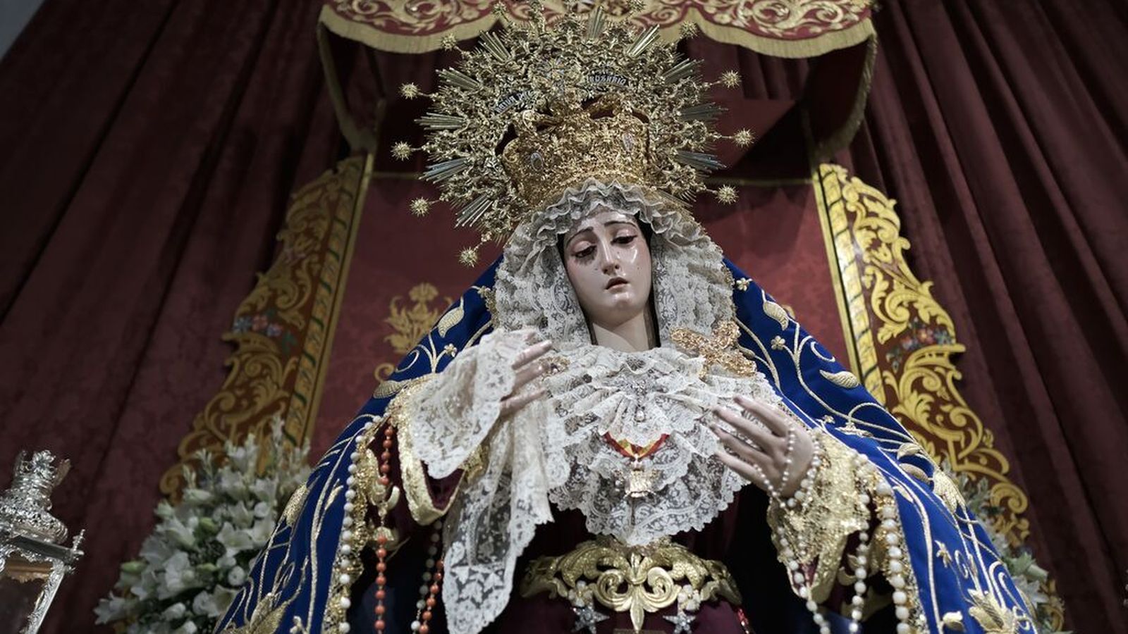 La Virgen del Rosario en veneración